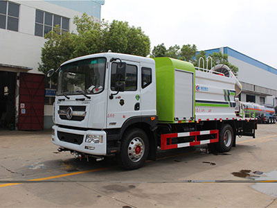 东风D9抑尘车(60--120米高端雾炮)